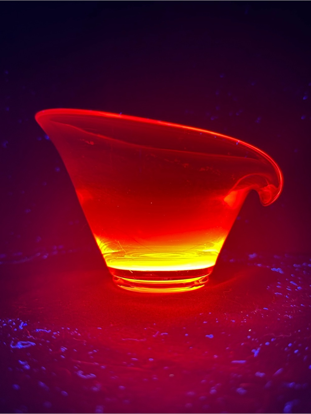 Vintage MCM Viking Glass Persimmon Orange Asymmetrical w Spout 5.5 in Bowl